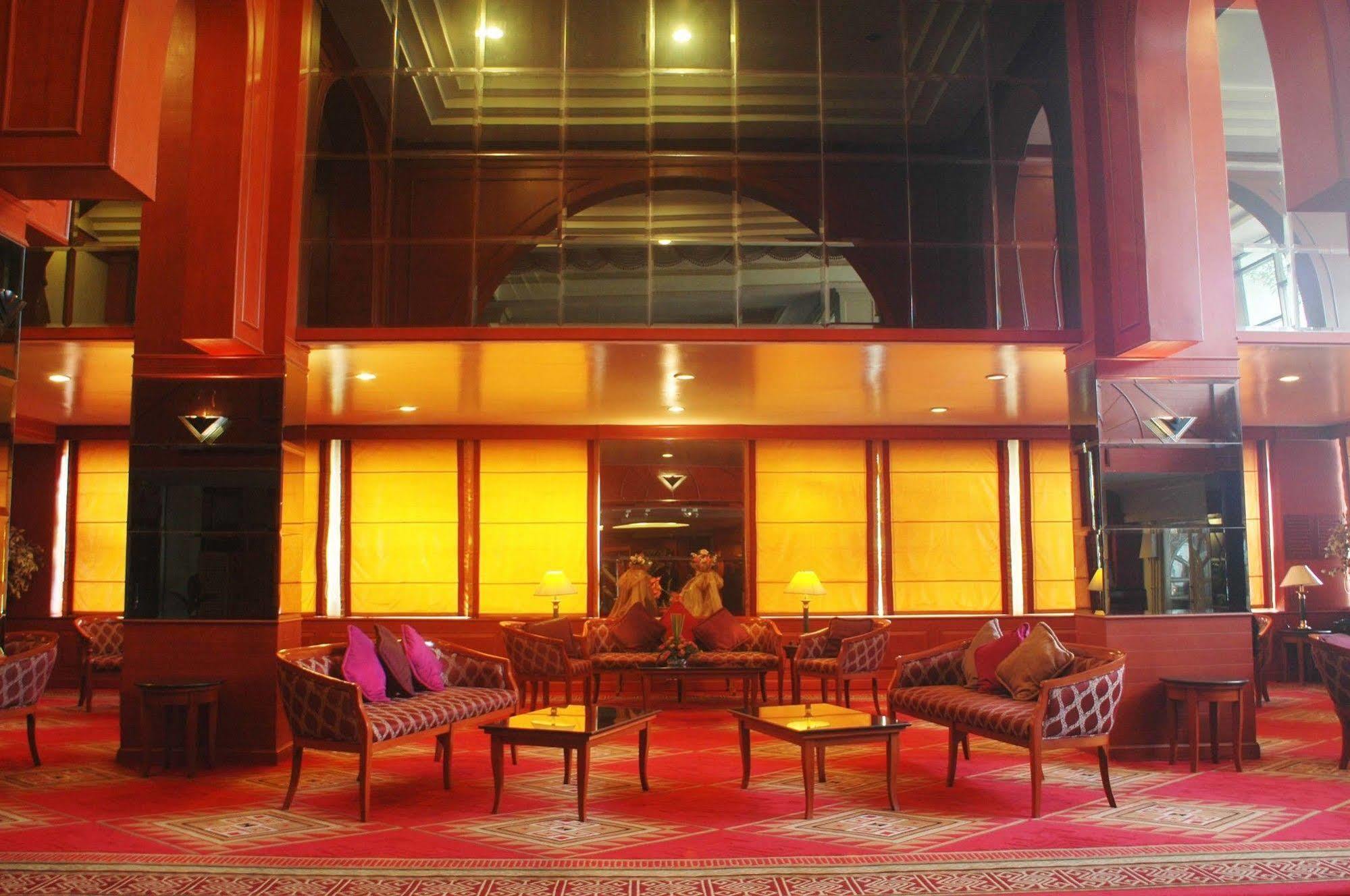 Khon Kaen Hotel Ngoại thất bức ảnh